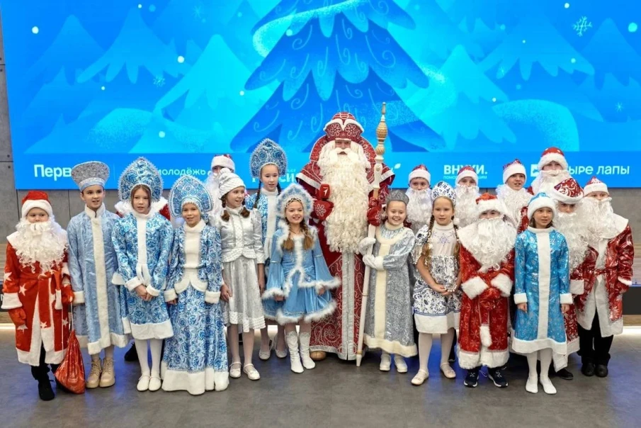 Нижегородцев приглашают присоединиться к традиционней новогодней акции «Ёлка желаний»